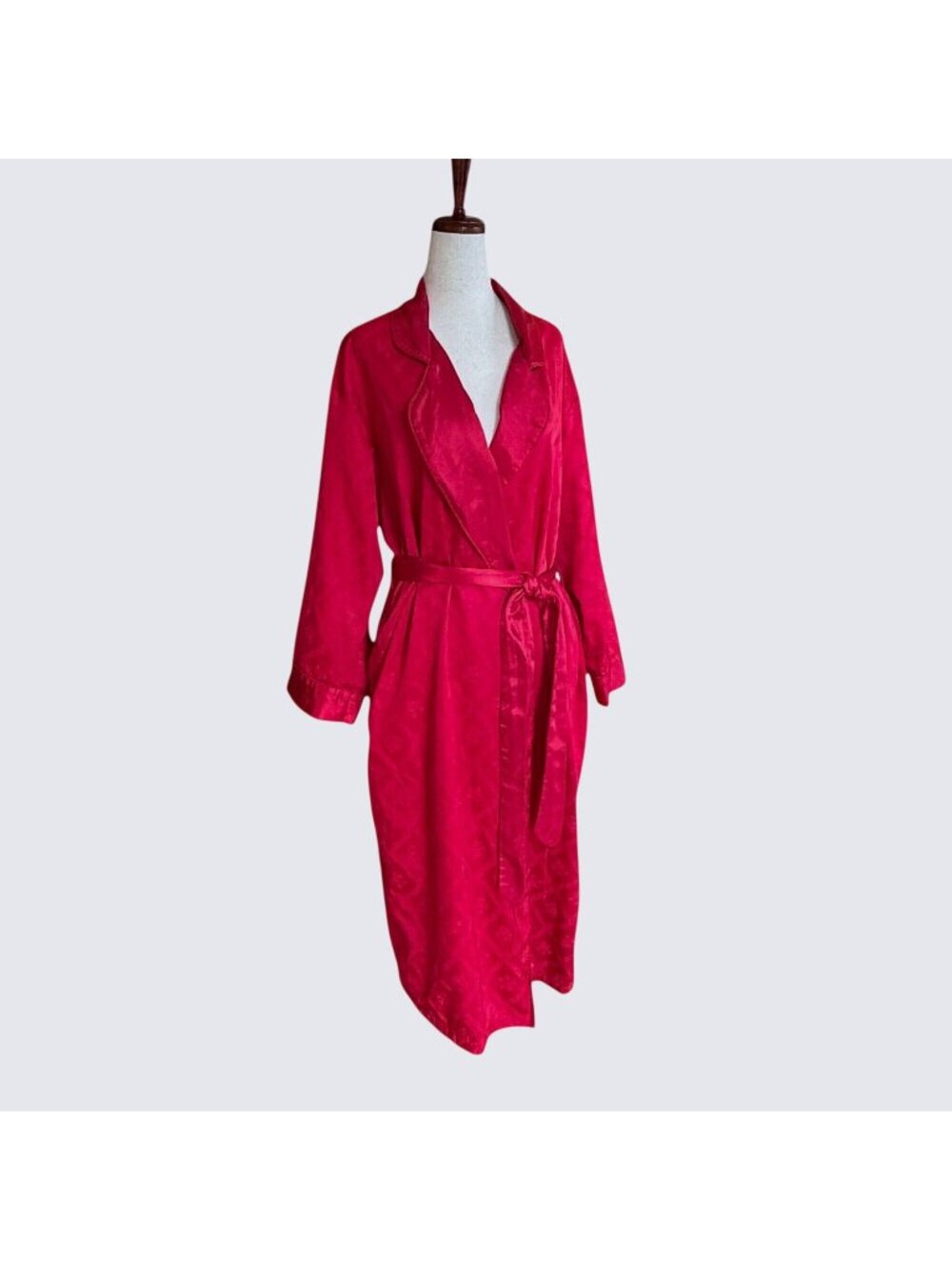 Victoria’s Secret Red Satin Jacquard Robe XS Small Long Shawl Collar Bathrobe